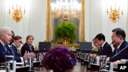 拜登對中佈局文在寅左右為難？