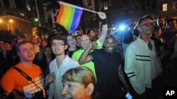 紐約市部份市民慶祝同性婚姻合法化