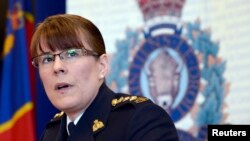 加拿大皇家骑警发言人珍妮弗·斯特拉查恩