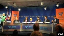 美國智庫伍德羅•威爾遜國際學者中心11月15日舉行名為“世界對於美國新任總統有何期待”的討論會（美國之音喬棧拍攝）。