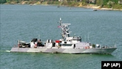 資料照片:美國海軍"霹靂號"海岸巡邏艇。