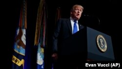 特朗普总统在五角大楼就美国导弹防御战略发表讲话。(2019年1月17日)