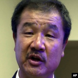 爱德华•张教授