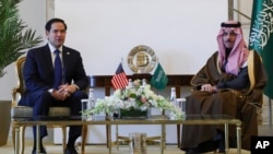 2025年2月17日，美国国务卿卢比奥与沙特外交大臣费萨尔·本·法尔汉·阿勒沙特亲王在利雅得举行会晤。