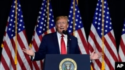  美國總統特朗普在南達科他州的一個籌款會上講話。（2018年9月7日） 