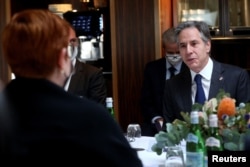 2022年2月11日，美國國務卿安東尼·布林肯在墨爾本會見澳大利亞外交部長瑪麗斯·佩恩。他次日到達南太平洋島國斐濟訪問。 （路透社圖片）