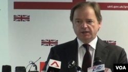 英國外交國務大臣施維爾