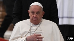 教宗方濟各在梵蒂岡聖彼得大教堂主持世界窮人日的彌撒。 (2024年11月17日)