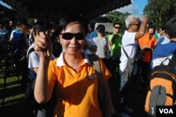 工黨立法會議員何秀蘭表示，拉倒總好過接受假普選，不希望一人一票借民意給欽點的候選人（美國之音湯惠芸拍攝）