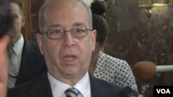 美國國國務院負責亞太事務的助理國務卿丹尼爾·拉塞爾。（視頻截圖）