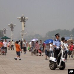 警察在天安門廣場值勤