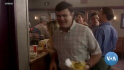 VOA英语视频: 纾解新冠病毒焦虑 观众重温经典疫情片