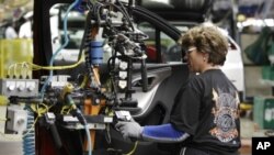 美國通用汽車廠的組裝工場