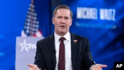 Советник Белого дома по национальной безопасности Майк Уолтц выступает на Конференции консервативных политических действий в Gaylord National Resort & Convention Center в Оксон-Хилле, штат Мэриленд, 21 февраля 2025 года.