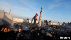 加沙地帶中部一個海濱咖啡店遭到以色列攻擊。 (2025年1月14日)