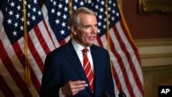 波特曼參議員在華盛頓的一次記者會上講話。(2020年10月26日)