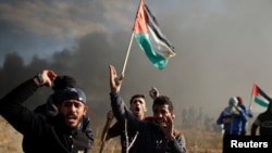 在加沙抗議美國總統川普承認耶路撒冷為以色列首都的巴勒斯坦人與以色列軍方爆發衝突