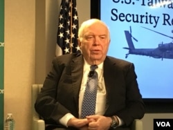 哈德逊研究所资深研究员施耐德(美国之音钟辰芳拍摄)