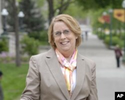 明尼苏达大学的家长项目主任萨维奇