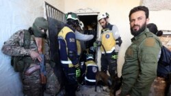 絕望的敘利亞人在賽德納亞監獄搜尋失蹤親人