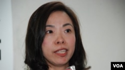 李慧玲表示，香港傳媒最近遇到的嚴峻環境，是她入行近30年所未見(美國之音湯惠芸拍攝)