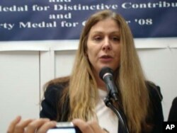 美國視覺藝術協會紐約分會會長錢恩佩姬