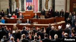 1月6日約翰貝納(上中)再次當選眾議院議長這一備受矚目的職務。