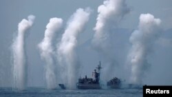  台灣諾克斯級巡航艦參加宜蘭海軍基地附近舉行的軍演。（2018年4月13日） 