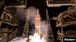 “帕克”號太陽探測器於週日早些時候從佛羅里達州卡納維拉爾角發射升空。