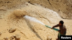 中國江西稀土礦場 （2011年1月16日）