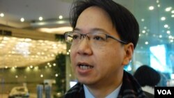 泛民主派的選舉會議成員莫乃光表示，投下有效票，希望選出可以與泛民溝通的港區人大代表