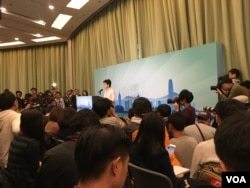 剛辭職獲北京批准的前香港政務司司長林鄭月娥正式宣佈參與特首選舉。(美國之音湯惠芸攝）