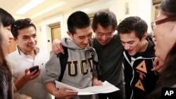 美国成年人中，亚裔最健康。