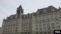 2016年開張的華盛頓川普國際酒店與白宮都在賓夕法尼亞大道上(資料圖片)