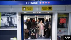 芝加哥奧哈拉國際機場的旅客。(2023年12月22日)