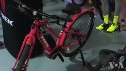 纽约传统：教堂为自行车举行平安祝福礼