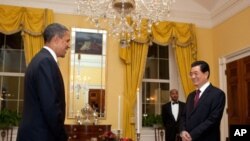 奧巴馬在私人晚宴期間對胡錦濤談及美軍在亞洲的部署。