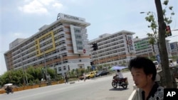 资料照：位于中国上海的苹果公司合作商和硕工厂