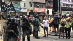 深水埗街坊不滿警方向示威者發射催淚彈