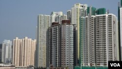 香港特首林鄭月娥在上任一周年前夕公佈6項房屋政策新措施。(美國之音特約記者 湯惠芸拍攝 )