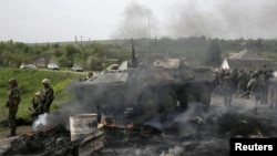 烏克蘭東部反政府武裝分子星期五擊落一架烏軍直升機