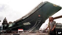 未完工的烏克蘭航空母艦瓦良格號1998年售价為兩千万美元