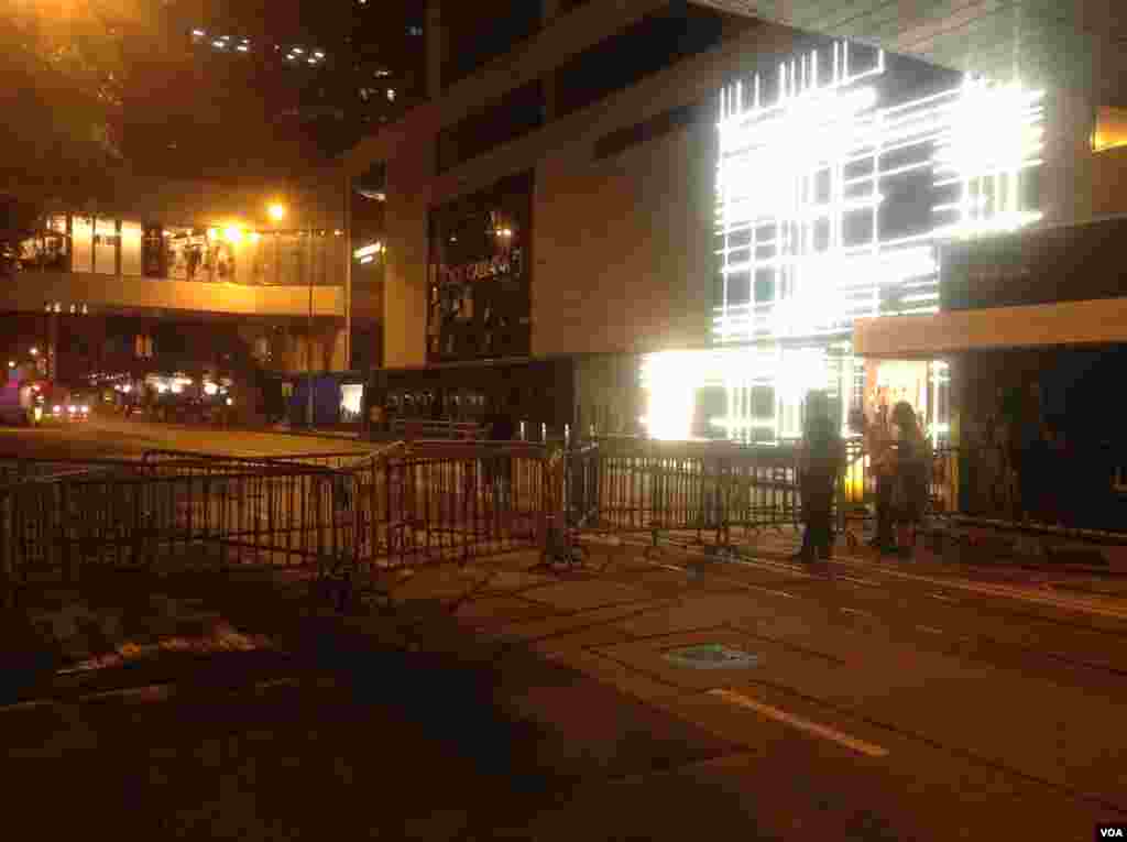 香港争真普选全民抗争星期二进入第3天（美国之音图片/海彦拍摄）