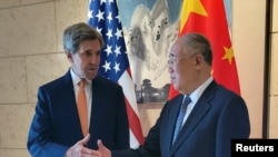 美國氣候問題特使約翰·克里（John Kerry）與中國氣候變化事務特使解振華2023年7月17日於北京飯店舉行會談。（路透社）