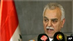 伊拉克副總統哈希米星期二在距離巴格達350公里的埃爾比勒的一個=記者會上發表講話。