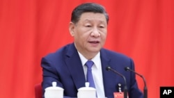 中國國家主席習近平在北京舉行的中國共產黨第二十屆中央委員會第三次全體會議上講話。 (2024年7月18日)