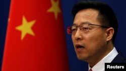 中國外交部發言人趙立堅在例行記者會上。（2020年4月8日）