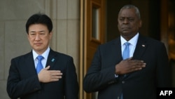 日本新防长首访五角大楼加强美日同盟。（法新社2023年10月4日）