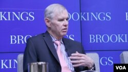 布魯金斯學會東北亞政策中心主任卜睿哲 (美國之音鍾辰芳拍攝)