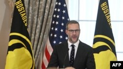 Спецпосланник США по делам заложников Адам Белер в Госдепартаменте США, 6 марта 2025 года. (Фото: Jim Watson / AFP)